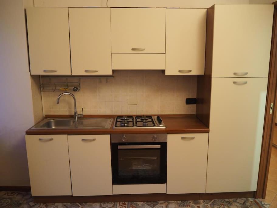 Arco-Cina Town, 4 Posti Letto Appartement Milaan Buitenkant foto